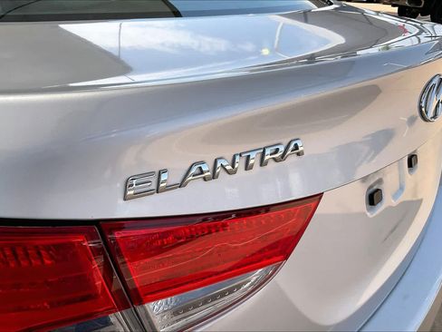 Used 2013 Hyundai Elantra GLS FWD image 11