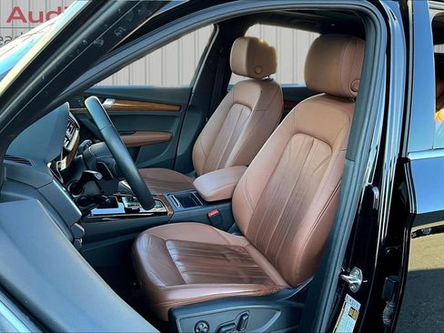 Used 2021 Audi Q5 2.0T Premium w/ Convenience Package image 21