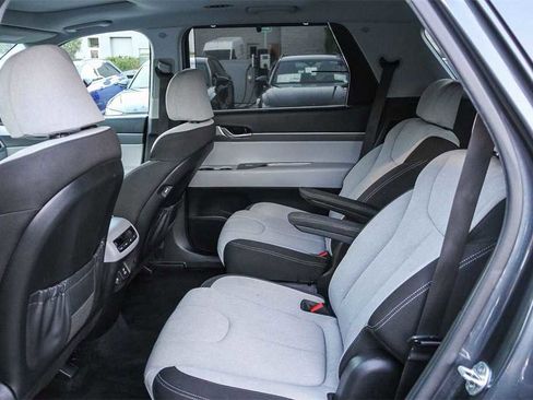 Used 2020 Hyundai Palisade SEL w/ Convenience Package image 17