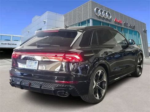 New 2025 Audi RS Q8 performance image 4