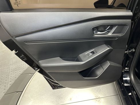 Used 2023 Honda Accord Sport image 30