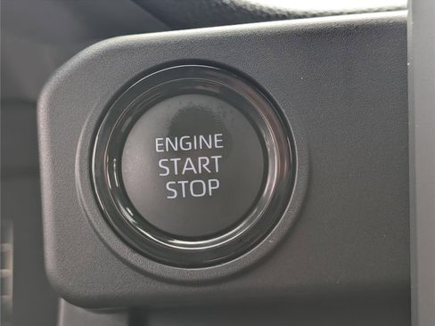 Used 2024 Toyota Tacoma SR5 AWD/4WD image 26