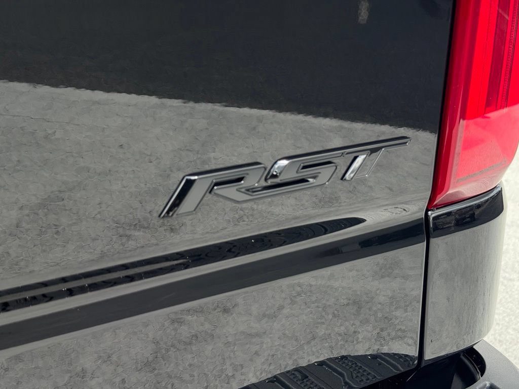New 2026 Chevrolet Silverado 1500 RST w/ RST All Star Premium Package AWD/4WD image 15