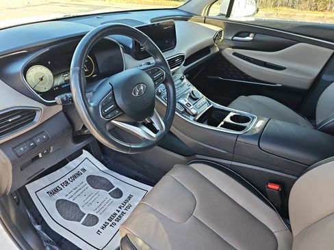 Used 2023 Hyundai Santa Fe Limited image 17