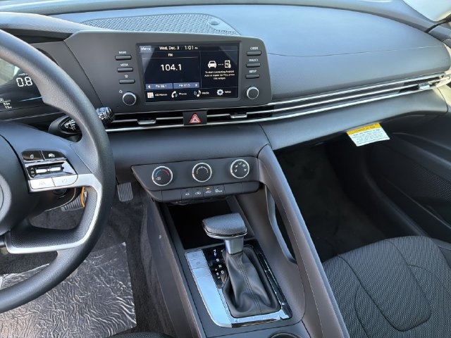 New 2026 Hyundai Elantra SE FWD image 29