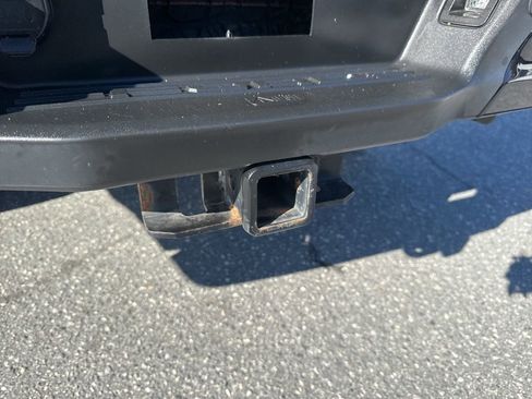 Used 2023 Ford F150 Lightning XLT image 29