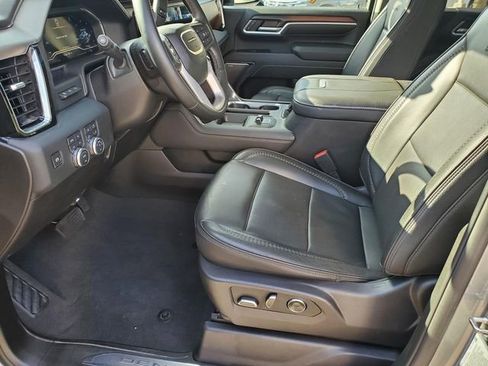 Used 2024 GMC Sierra 2500 Denali w/ Denali Reserve Package image 12