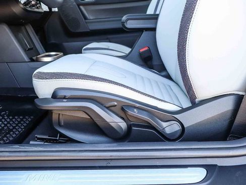 New 2026 MINI Cooper 2-Door Hardtop image 21