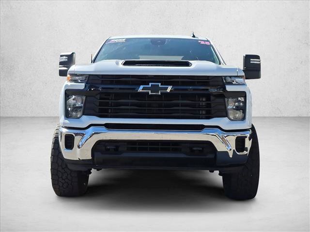 Used 2025 Chevrolet Silverado 2500 W/T w/ WT Convenience Package AWD/4WD image 2