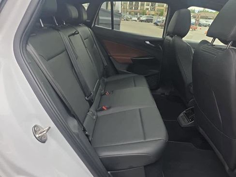 Used 2022 Volkswagen ID.4 Pro S w/ Gradient Package image 12