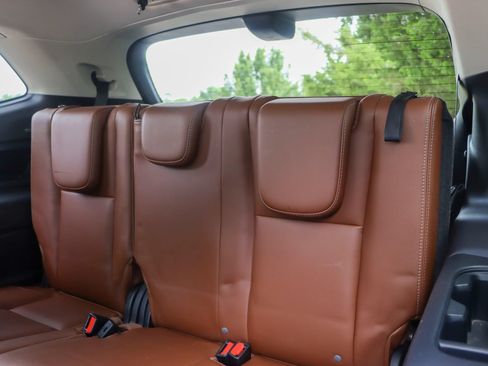 Used 2021 Subaru Ascent Touring w/ Popular Package #2A AWD/4WD image 19