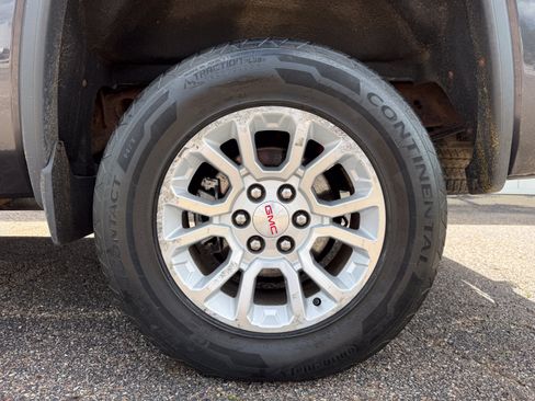 Used 2014 GMC Sierra 1500 SLE w/ SLE Value Package AWD/4WD image 33