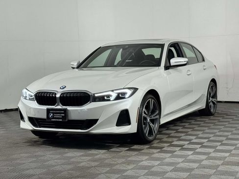 Used 2023 BMW 330i xDrive Sedan w/ Driving Assistance Package AWD/4WD image 7