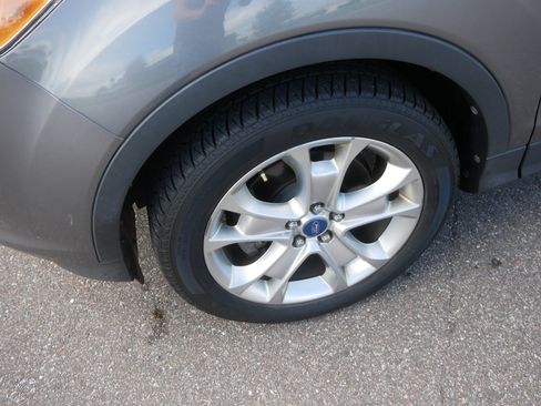 Used 2013 Ford Escape SEL FWD image 16