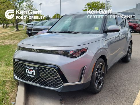 Used 2023 Kia Soul EX FWD image 1