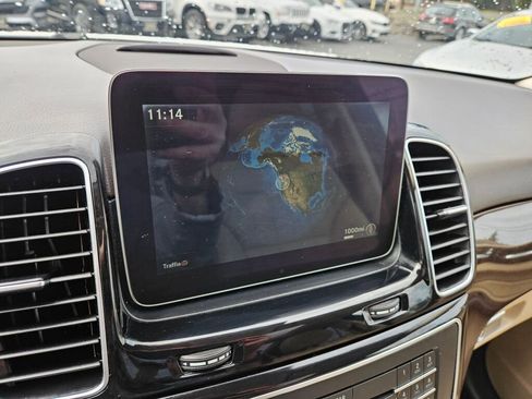 Used 2017 Mercedes-Benz GLE 350 4MATIC image 29