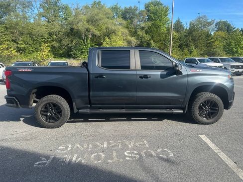 Used 2020 Chevrolet Silverado 1500 LT Trail Boss AWD/4WD image 4