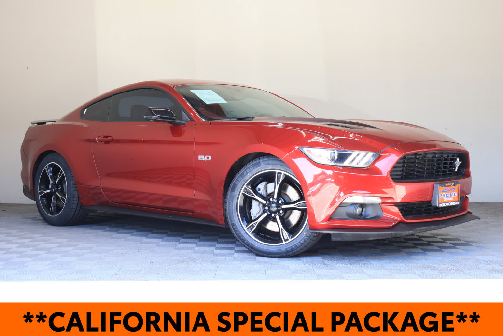 Used 2017 Ford Mustang GT Premium w/ Equipment Group 401A RWD image 2