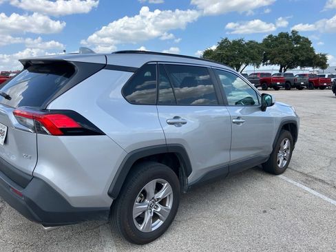 Used 2025 Toyota RAV4 XLE FWD image 4