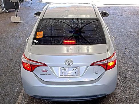 Used 2015 Toyota Corolla LE image 11