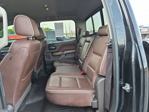 Used 2018 Chevrolet Silverado 1500 High Country AWD/4WD image 17