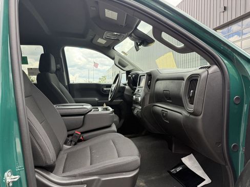 Used 2024 GMC Sierra 1500 Pro w/ Graphite Edition AWD/4WD image 12