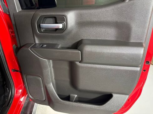 Used 2021 Chevrolet Silverado 1500 LT AWD/4WD image 19