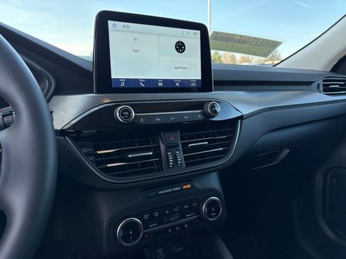 Used 2023 Ford Escape Active image 12