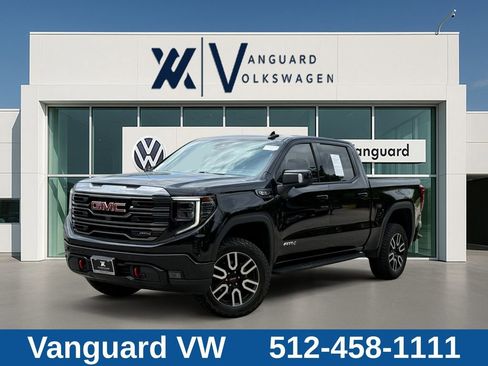Used 2022 GMC Sierra 1500 AT4 w/ AT4 Premium Package AWD/4WD image 1