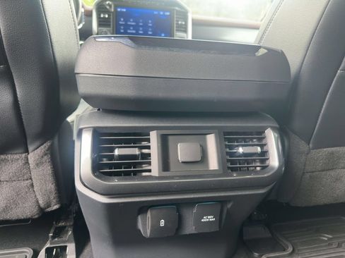 Used 2023 Ford F150 Lariat w/ Max Trailer Tow Package AWD/4WD image 19