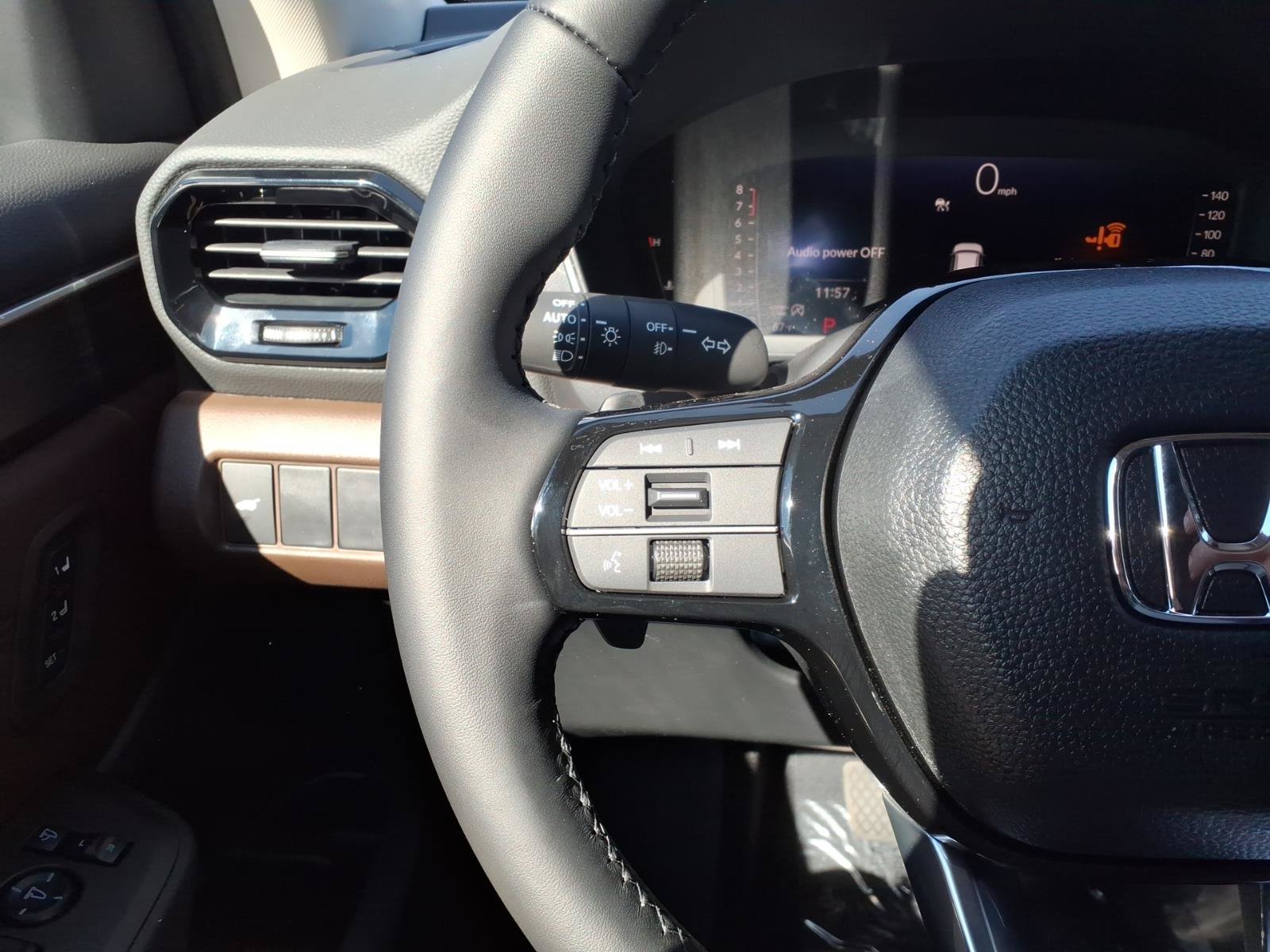 New 2026 Honda Pilot Touring image 18