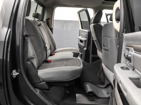 Used 2018 RAM 1500 Big Horn image 34