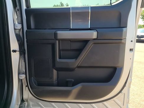 Used 2018 Ford F150 XLT w/ Equipment Group 302A Luxury AWD/4WD image 28