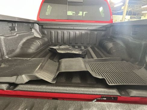 Used 2023 Nissan Frontier PRO-4X w/ Technology Package AWD/4WD image 30