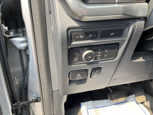 Used 2022 Ford F150 Lariat image 19