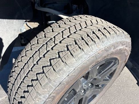 Used 2024 Chevrolet Silverado 1500 LT Trail Boss w/ LT Trail Boss Premium Package image 27