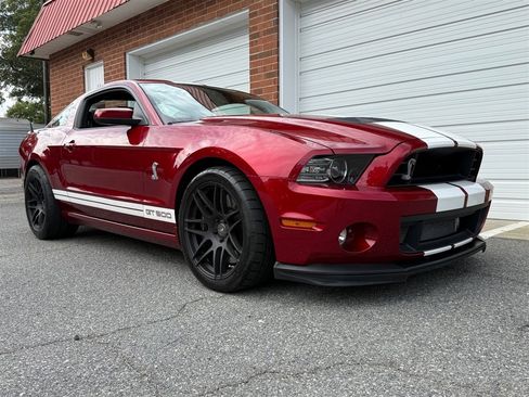 Used 2014 Ford Mustang Shelby GT500 w/ SVT Track Pack image 23