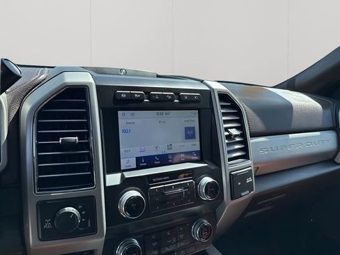 Used 2021 Ford F250 King Ranch w/ King Ranch Ultimate Package AWD/4WD image 35