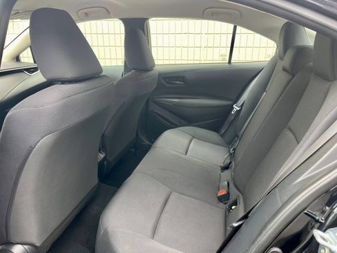 Used 2024 Toyota Corolla LE FWD image 10