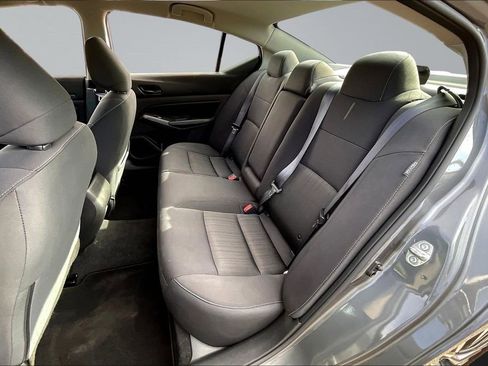 Used 2025 Nissan Altima 2.5 SV FWD image 22