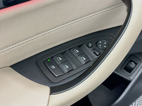 Used 2022 BMW X2 xDrive28i w/ Premium Package image 15