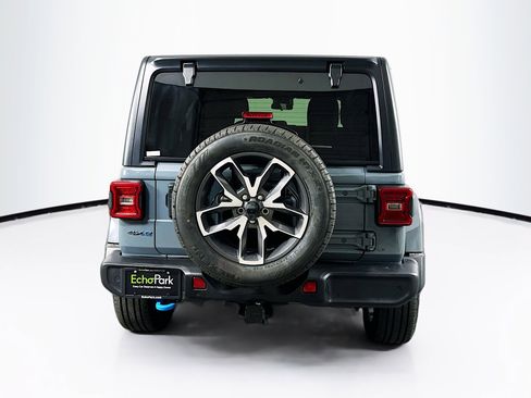 Used 2024 Jeep Wrangler Sport S w/ Convenience Group image 7