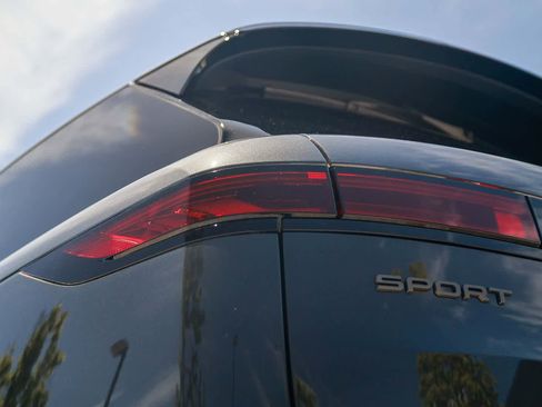 New 2026 Land Rover Range Rover Sport SE AWD/4WD image 7