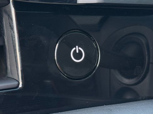 Used 2020 Porsche Taycan 4S w/ Premium Package image 20