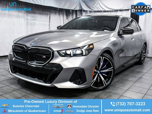Used 2025 BMW i5 M60 w/ Executive Package image 1
