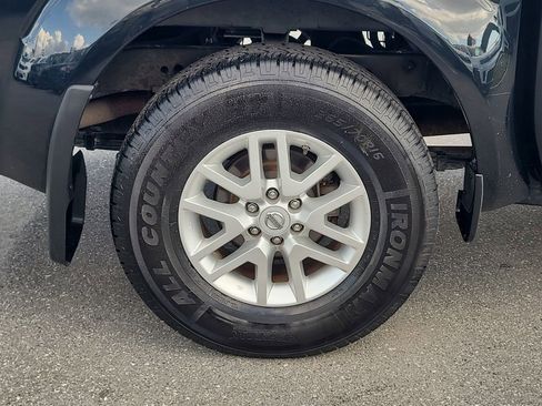 Used 2019 Nissan Frontier SV w/ Value Truck Package RWD image 6