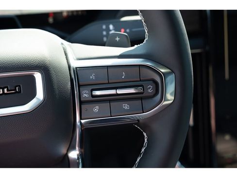 New 2026 GMC Acadia Denali w/ Super Cruise Package AWD/4WD image 19