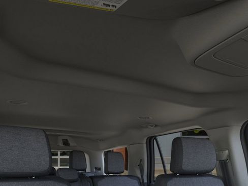 New 2025 Ford Expedition Active image 22