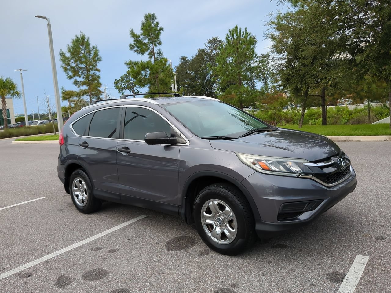 Used 2016 Honda CR-V LX image 9
