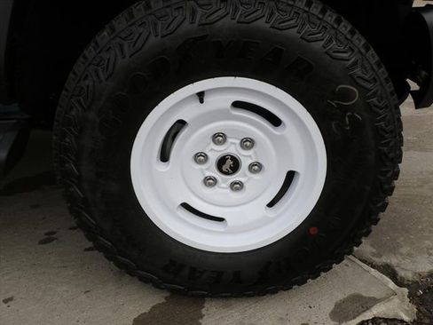 New 2025 Ford Bronco Heritage Edition image 7